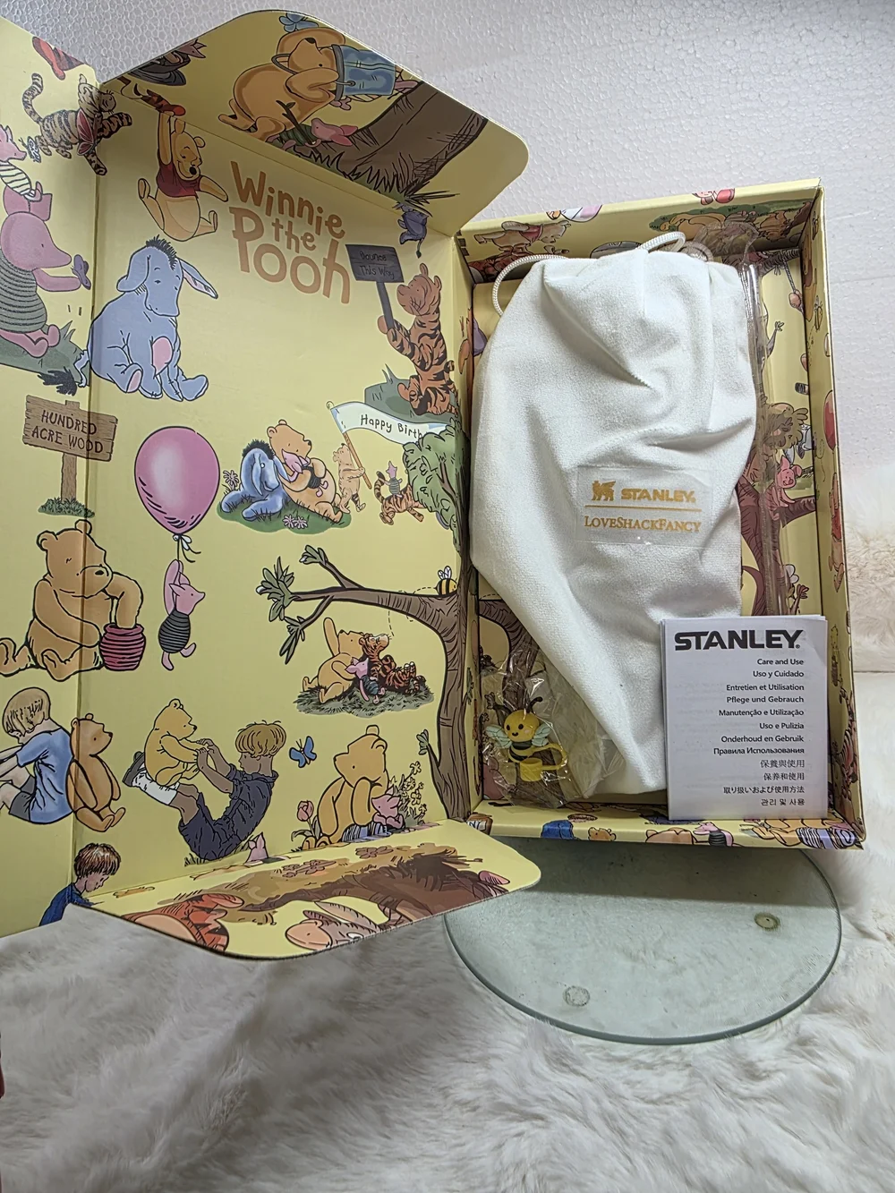 Stanley Winnie the Pooh Cream and Gold Quencher H2.0 Travel Mug - Picture 3 of 8